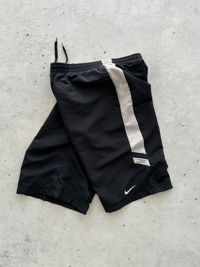 Nike Swoosh Baggy Shorts (S)