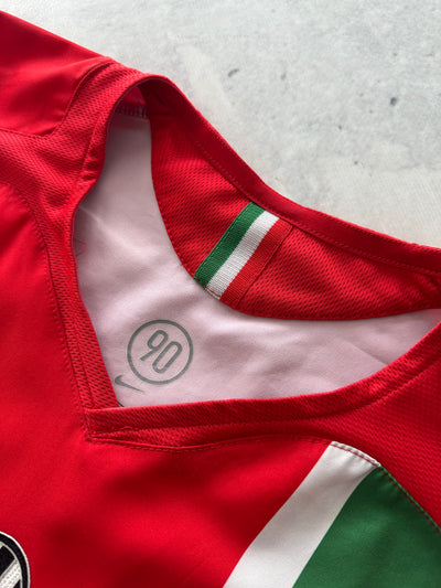 2005/06 Juventus Nike Away Shirt (L)