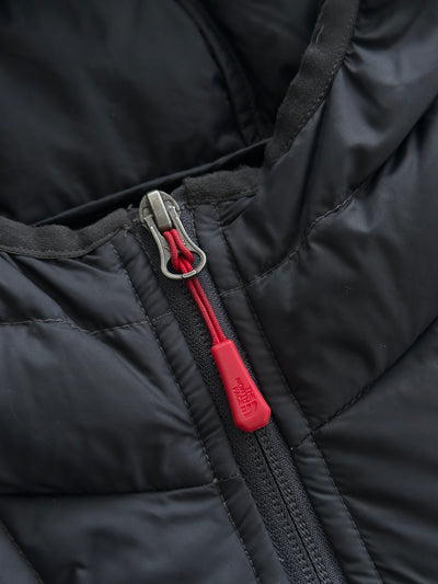The North Face 550 Down Fill Zip Up Hooded Jacket (S)