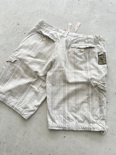 00's Nike Plaid Cargo Shorts (W36)