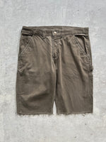 Vintage Carhartt carpenter work shorts (W36)