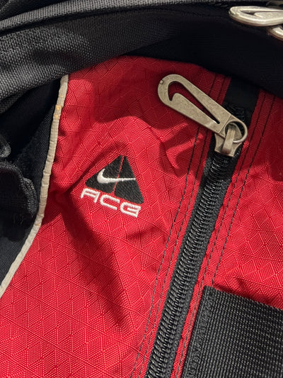 90's Nike ACG back pack (one size)